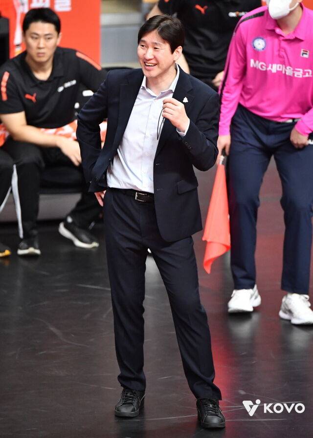 '한국전력 신임 감독' 배구도사 취임 선물 받았다, 어떻게 13년 OK맨과 재회 가능했나