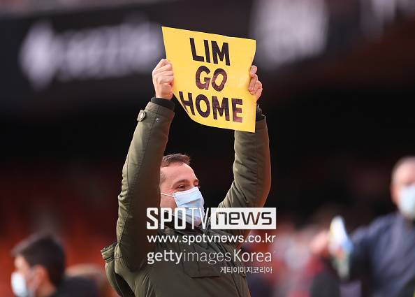 '韓 최고 에이스' 이강인 쫓아낸 '3조 6000억' 대부호, 이제는 팀을 완벽히 망친다...명문에서 잔류 경쟁팀으로