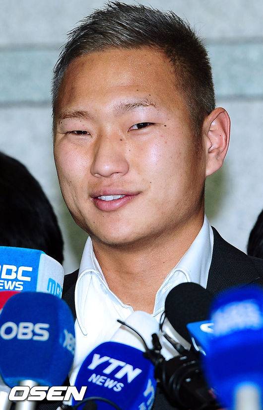 '인민루니' 정대세, 日 찬양