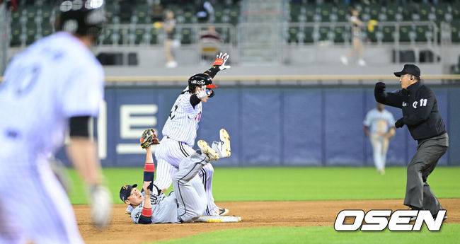 '3억 외인 투수, 가성비 으뜸이네' 8이닝 1피안타 무실점 완벽투, LG 3연승 신바람…한화 2연패 [잠실 리뷰]