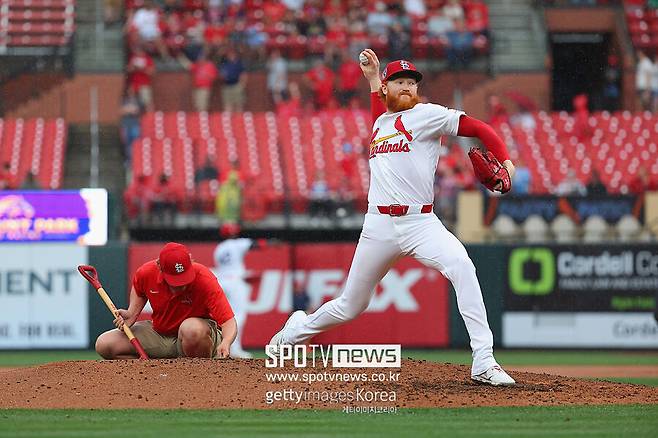 다저스 트레이드 후회막심한다…159km 승승장구, 샐러드 때문에 수술 받았던 그 선수 맞나