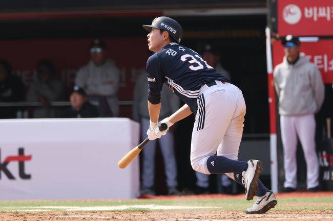 '패패패패패' 롯데 무기력 5연패→단독 꼴찌 추락...'곽빈 첫 승+정수빈 3타점' 두산 시즌 첫 4연승 [부산 리뷰]