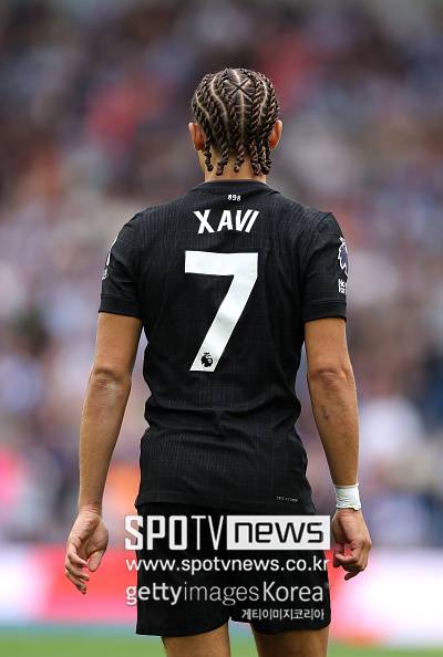 900억 받고 ‘런’, 손흥민이 10년 동안 쌓아올린 7번 무게감 ‘와르르’…“사비 시몬스, 토트넘 강등→ 뮌헨 이적” 