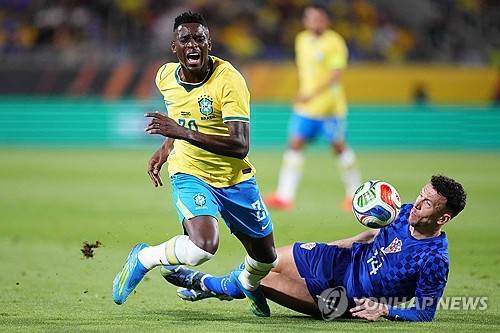 '홍명보호 농락' 19세 천재 FW, 인생 첫 월드컵 좌절 위기…英 BBC