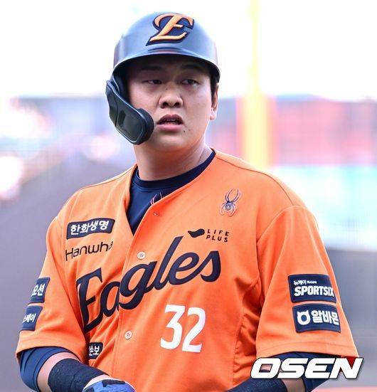 ‘시범경기 4할 맹타→시즌 1타수 1안타→2군행’ 퓨처스 타격왕 한화 포수, 2안타 3타점 그러나 3연패...‘잠실 빅보이’ 4타수 2안타