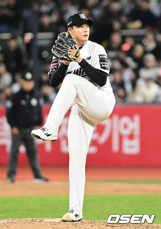 ‘불펜 꼴찌’ 한화 왜 ‘이 선수’ 포기했나…100억 보상선수 이적→ERA 1점대 압도, 1위팀 필승조 우뚝 서다