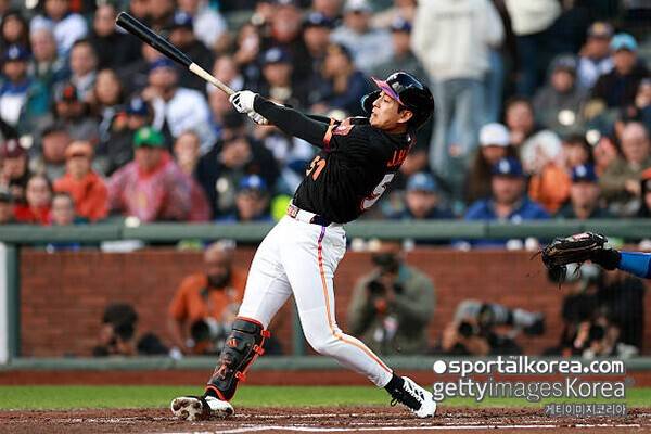 역시 오타니는 무리인가? '야마모토 격파' 이정후, 올해 첫 맞대결서 삼진…100마일 강속구에 헛스윙