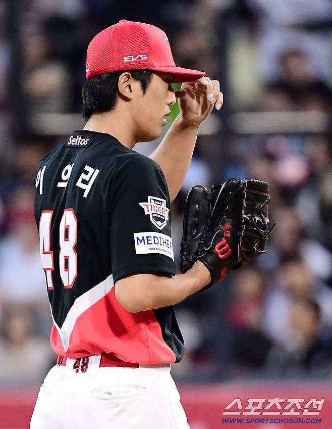 '1회 5실점' 난조 → 3회부터 확 달라진 이의리, 제구 잡히면 언터쳐블…'5회까지 98개' 사령탑에겐 '실망' [수원리포트]