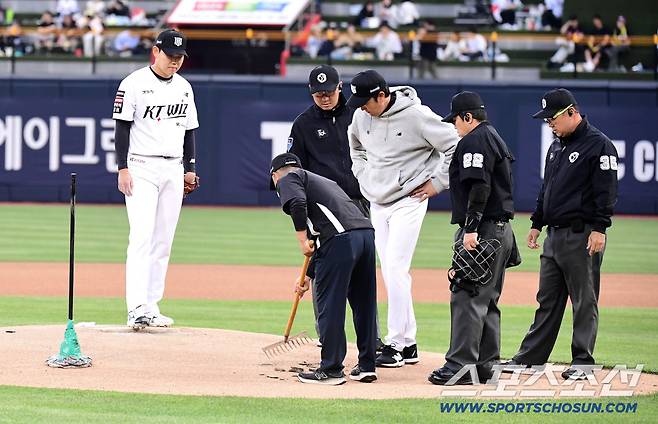 '1회 5실점' 난조 → 3회부터 확 달라진 이의리, 제구 잡히면 언터쳐블…'5회까지 98개' 사령탑에겐 '실망' [수원리포트]