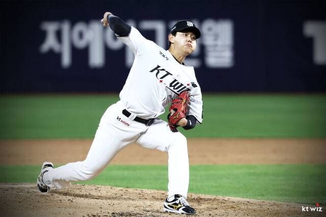 '8연승 다 까먹겠네' KIA 패패패패패 어쩌나…1회 무사 만루서 단 2실점, 소형준 위기관리 빛났다→KT 승승승 싹쓸이 [MD수원]