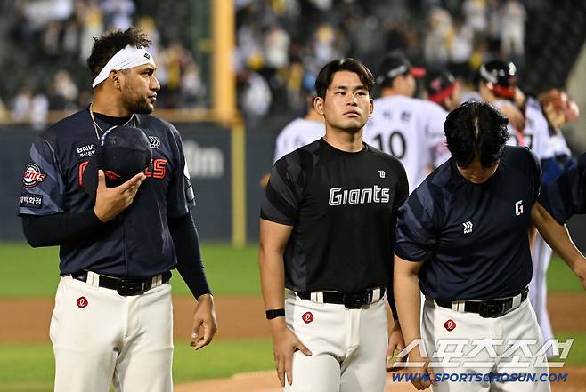 '연패는 에이스가 끊는 거다' 웬일로 12안타나 쳤냐...롯데, 두산 꺾고 감격의 5연패 탈출 [부산 현장]