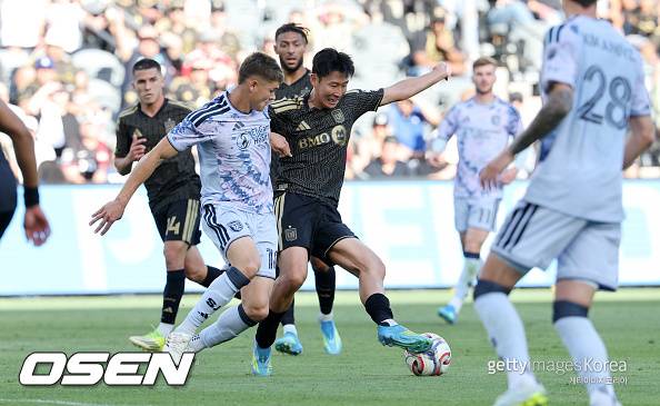 '손흥민 정말 이 따위로 쓸거야?' 답답한 LAFC 감독, 손흥민 토탈슈팅 0개, 당연히 무득점
