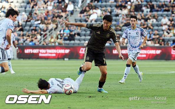 '손흥민 정말 이 따위로 쓸거야?' 답답한 LAFC 감독, 손흥민 토탈슈팅 0개, 당연히 무득점