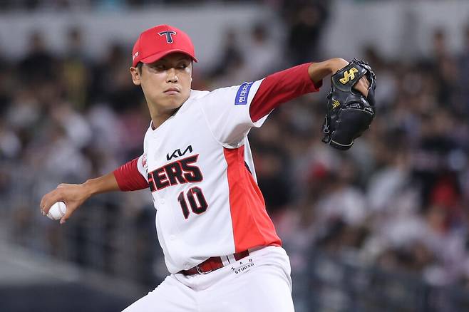 KIA가 미국 유학까지 보내줬는데… 안 풀리는 ‘갓차 지명’ 선수들, 구단 속이 탄다