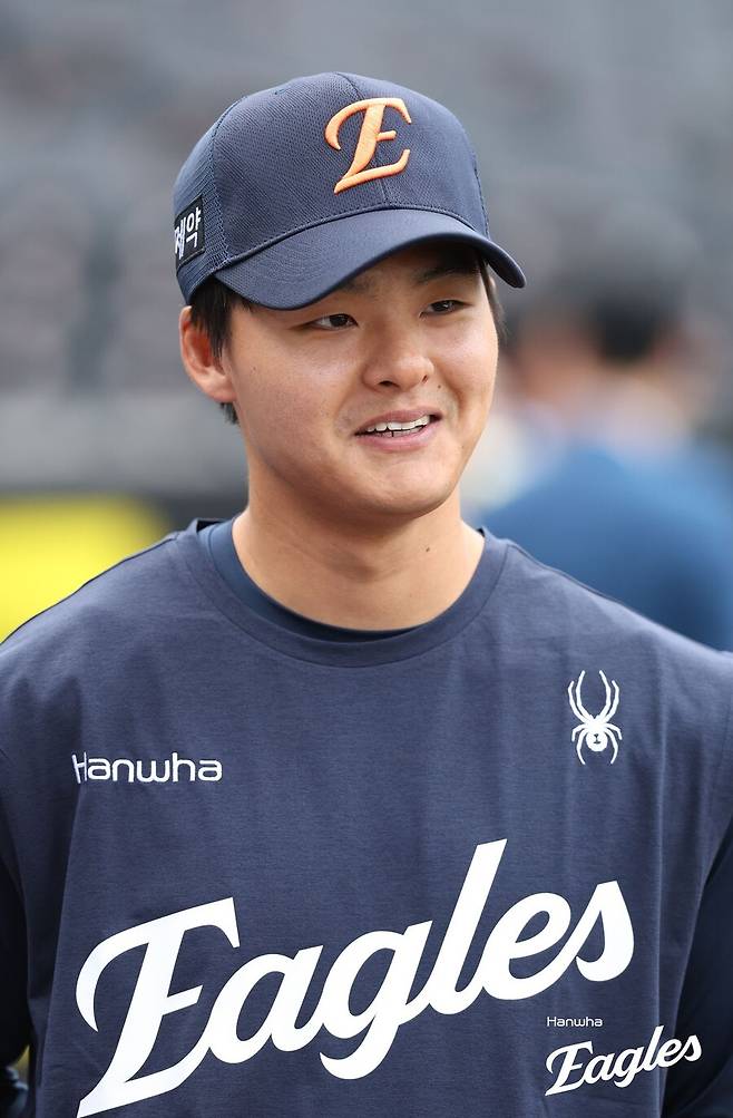 한화 트레이드 효과는 아직인가…손아섭 주고 데려왔는데 2군서 안타→안타→안타→안타→안타 맞으면 어쩌나