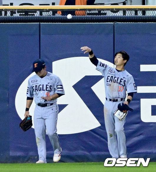 박해민이 한화 유니폼 입었나, 실점 막아낸 슈퍼 캐치→3안타 맹타…한화 중견수, 신인 오재원 말고 이원석도 있다