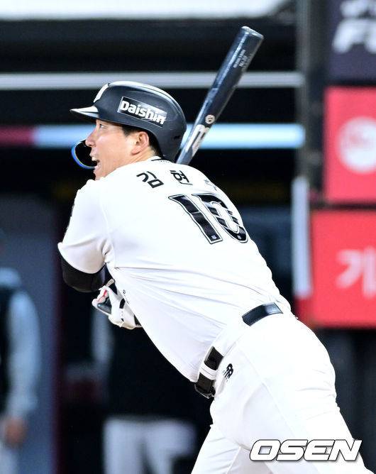 LG 떠나 50억 전액 보장, 마냥 행복한 줄 알았는데 아니었다! 남모를 고충 고백 “목 뒤에 혹 났다, 우승하면 싹 없어져”