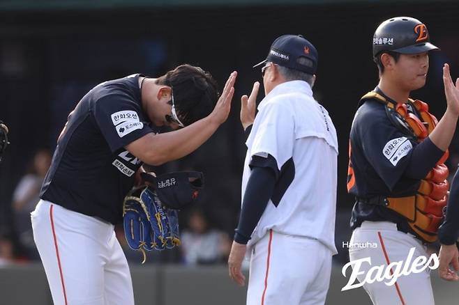 ‘긴 시련’ 겪는 김서현, ‘자신감 회복’이 첫 번째…달감독 해법은 ‘이른 타이밍 등판’ [SS시선집중]