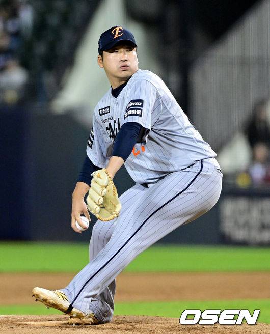 KIA→한화 트레이드 4년차 1차지명, 불펜 최하위 한화의 희망 되나…감독도 웃다 “팀에 굉장히 도움”