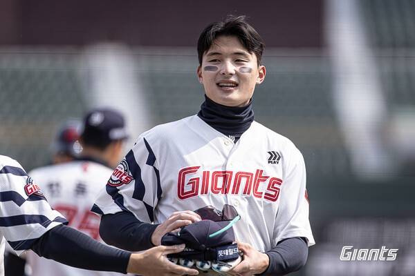 '2루타-적시타-투런 홈런' 롯데에 희망 안기나? '부진 끝 2군행' 윤동희, 2경기 연속으로 대포 가동