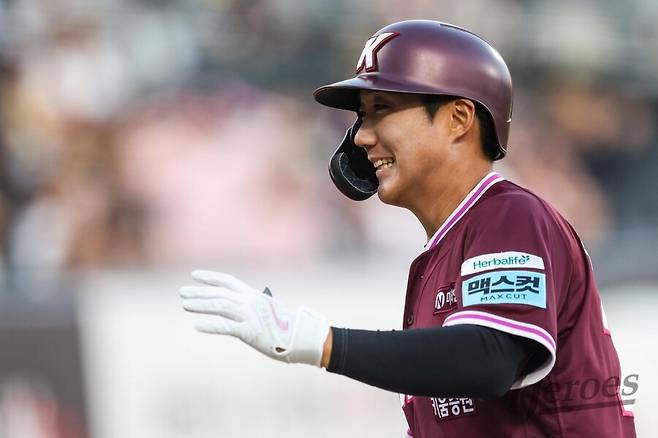 하다하다 '13명'으로 늘었다, 추재현 손목 미세골절…설종진 입에서 한숨이 끊이질 않네