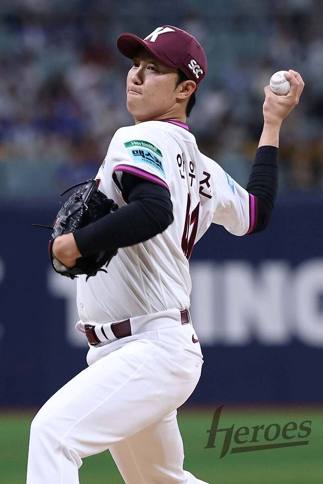 160km 벽 뚫더니, 새 무기까지 장착했다…안우진 '봉인해제' 임박! 9개 구단 초비상