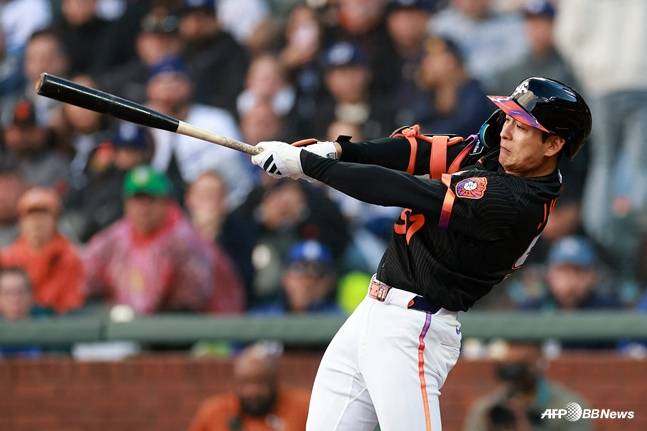 '이정후에 욕설 의혹' 포수에 보복구 던진 SF 에이스