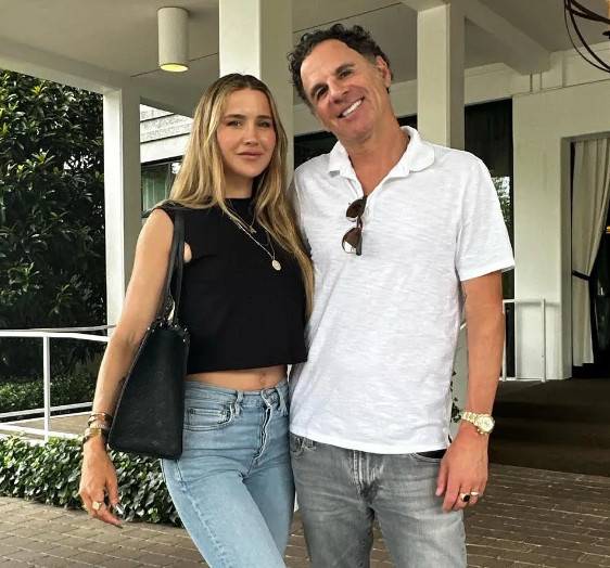 '성인잡지 모델' 전 테니스 스타, 14세 연상 남편과 '두 번째 이혼'...