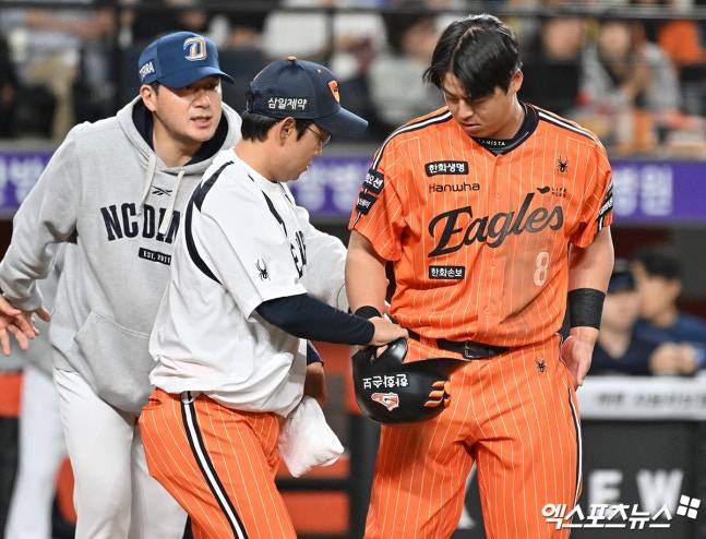 투혼인가 무모함인가, 노시환 '144km' 직구에 머리 강타→그런데 끝까지 뛰었다…미래 위한다면, 바꿔줄 만도 했는데 [대전 현장]