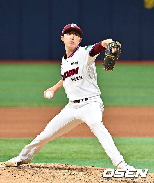 한화가 버린 2차 드래프트 이적생이 다승 1위라니, 역대급 대박이 보인다 “다승왕보다 팀 승리가 기뻐”