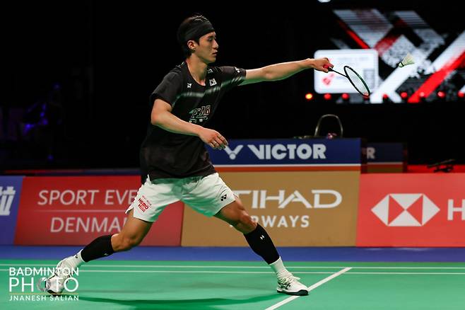 한국 배드민턴, 크게 무너졌다…'세계 1위 복식조' 쪼갰는데→남자 대표팀, 유럽 최강 덴마크에 1-4 완패