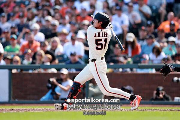 '7G 타율 0.346' 이정후, 살아나는 중인데 하필이면 '2022 사이영' 특급 에이스 만난다...올해 첫 완봉승 주인공, 알칸타라와 격돌