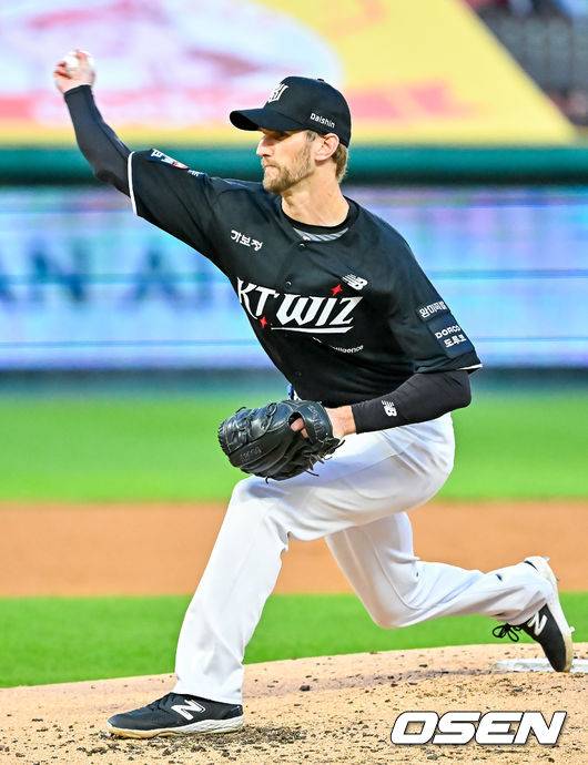 '폰세급'이었는데, 4실점 첫 패전 쓴맛…