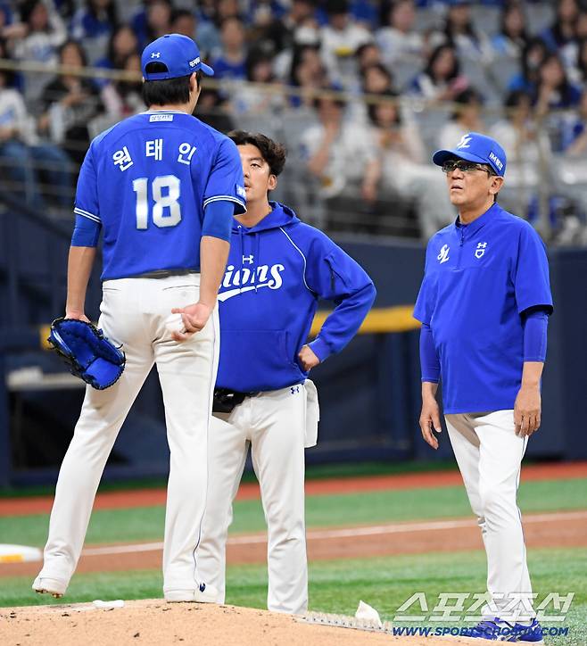 '와 깜짝이야' 에이스' 원태인, 고척서 햄스트링 통증 딛고 '역투'…