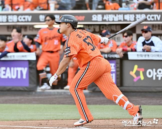 한화 '초호화 중심타선' 불 뿜었다! 페라자 투런→문현빈·노시환 연속 안타→강백호 2타점 2루타…5회 4득점 '빅이닝'+6-1 리드 잡았다 [대전 라이브]