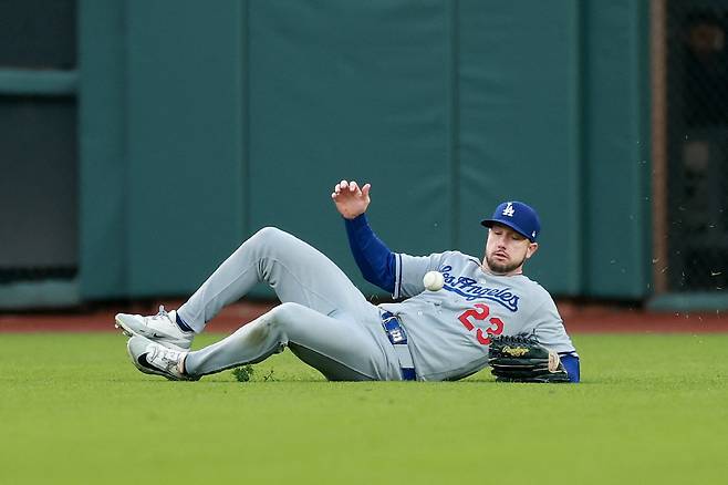 '로버츠 감독 VS 3546억원 타자' 제대로 의견 충돌했다…