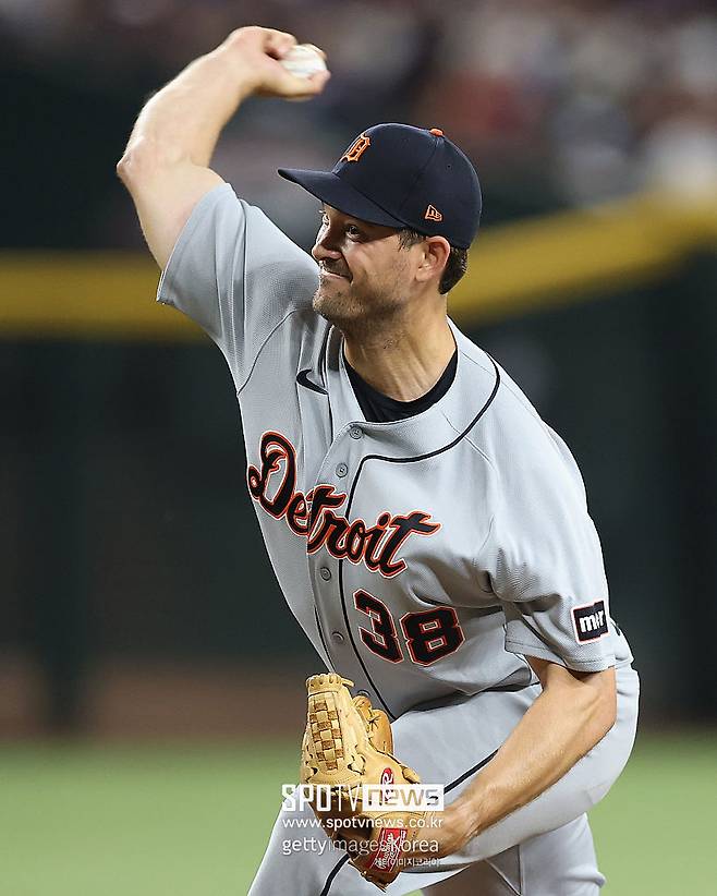 “이건 재앙이야” 폰세 이어 이 선수까지 혹평… KBO 원투펀치 시련, 150억 사라지나