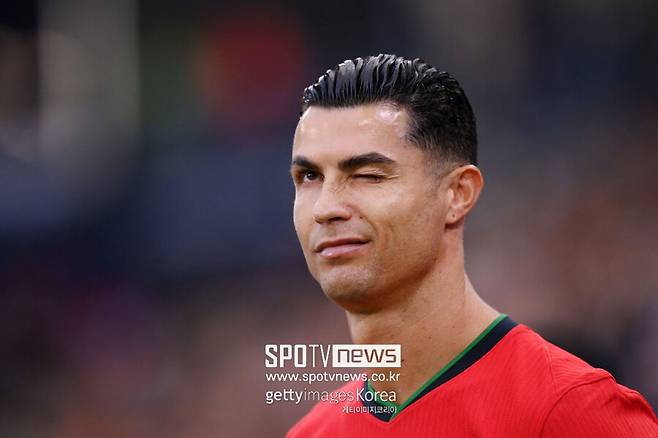 41살 호날두, 결국 인간미 포기했다…