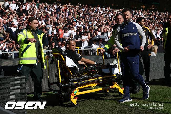 '승리가 승리가 아니다' 토트넘, 울버햄튼전 솔란케-시몬스 동시 부상 OUT...최악의 '강등권 싸움'