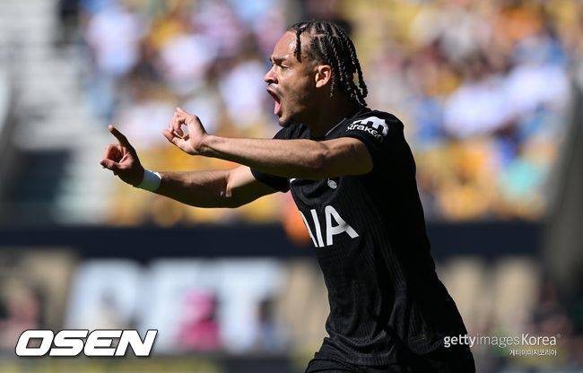 '팔리냐 골'에 환호 3분 뒤 지옥...토트넘, 웨스트햄 극장골에 강등권 탈출 '대실패'