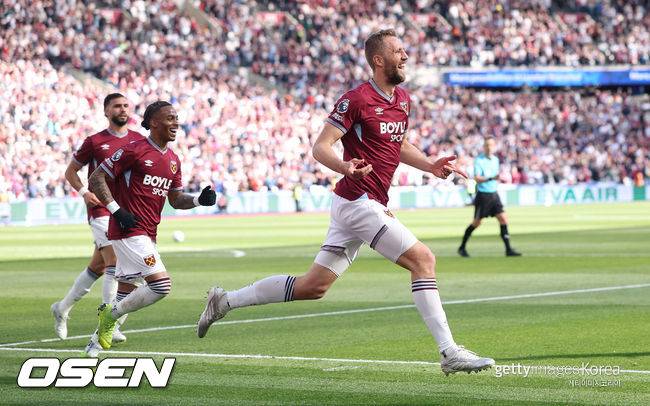 '팔리냐 골'에 환호 3분 뒤 지옥...토트넘, 웨스트햄 극장골에 강등권 탈출 '대실패'