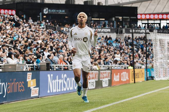 '손흥민 참담하다' 휴식차 결장, LA FC 심각 경기력...미네소타에 겨우 1-0 승리 '마르티네스 결승골'