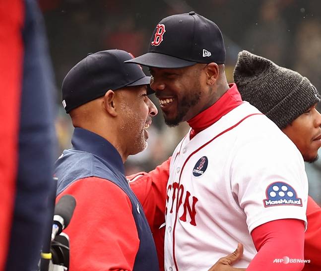 '승률 0.304' 롯데보다 잘하는데? '10승 17패' 보스턴, 16점차 대승 직후 감독 전격 경질