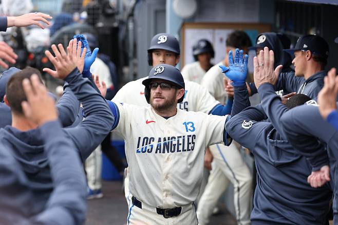3G 연속 멀티히트 성공! 미친 듯 휘두르는 김혜성, 4회 빅이닝 포문 연 중전안타에 중계진도 감탄