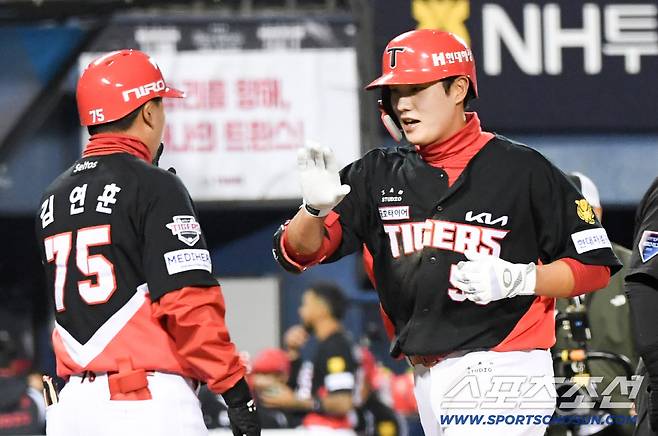 '또 햄스트링' KIA 대형 악재 터졌다, 대체 외국인도 함께 준비한다…