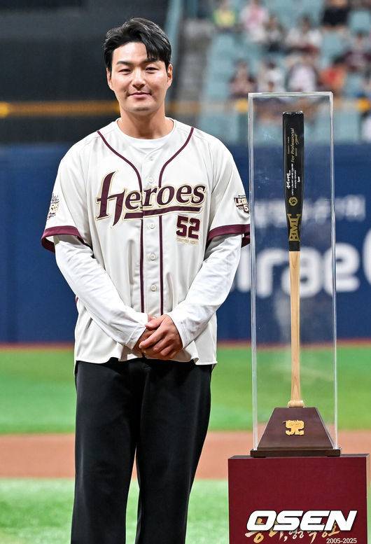 강정호·김하성·이정후·김혜성·송성문 ML 후배 총출동, 서건창과 감동의 포옹까지…박병호의 마지막, 누구보다 화려했다