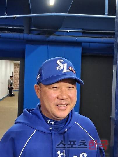 고척돔은 온통 박병호 세상… 박진만 삼성 감독마저 '박병호 문구' 붙였다