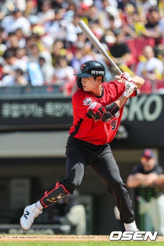 5:2→5:4→5:5 연장혈투 무승부...롯데 2이닝 마무리 초강수 실패, KIA 한준수 통한의 병살타 [광주 리뷰]