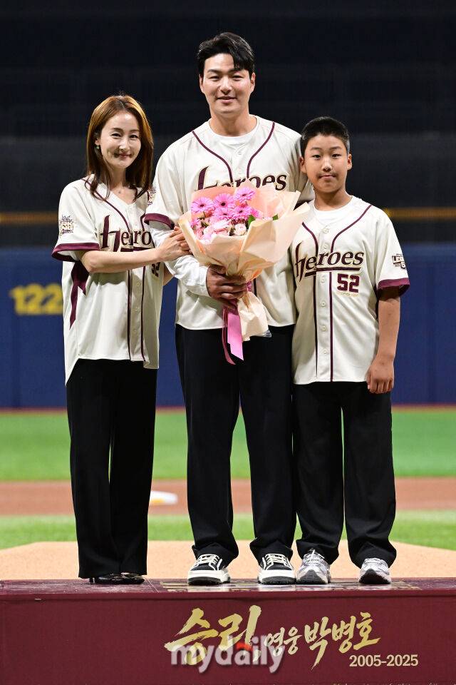 박석민 아들 159km 괴력투→262일 만에 스윕 실화? 작년 꼴찌팀 이렇게 무서웠나…