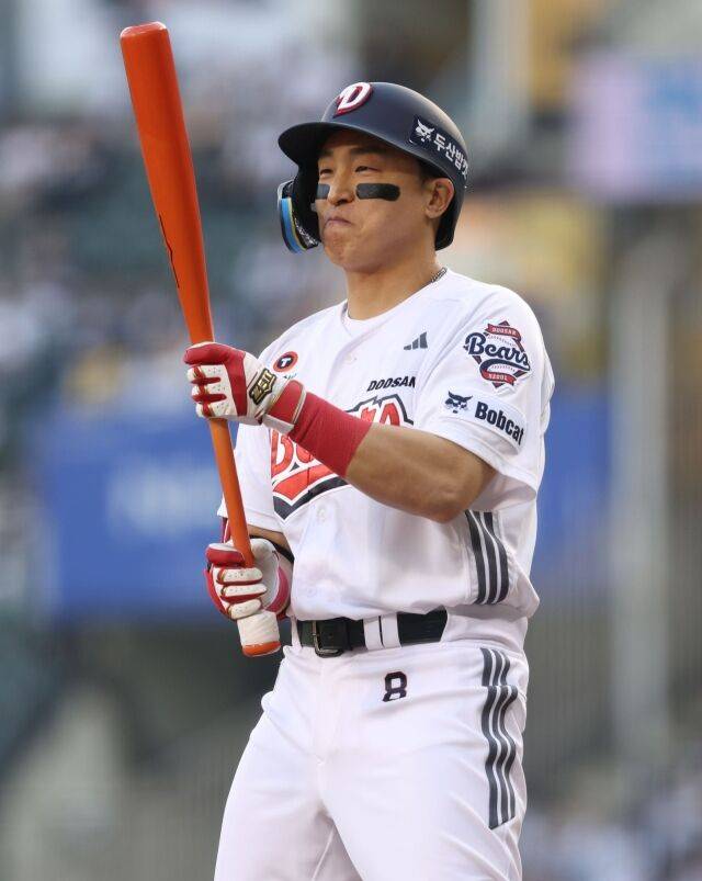 타율 0.118까지 떨어졌는데, 교체 출전에 아쉬운 수비까지... 트레이드 효과는 어디로 [MD잠실]